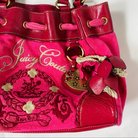 Juicy Couture • Hot Pink Daydreamer Bag - Picture 5 of 15
